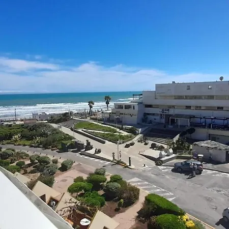 10, Heliopolis D Au Village Naturiste * Agde