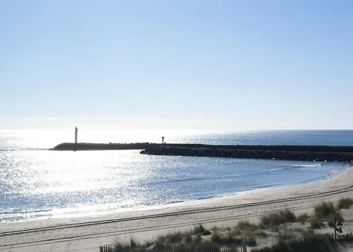 10, Heliopolis D Au Village Naturiste *